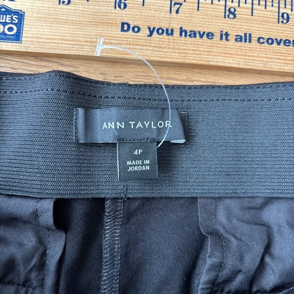 Ann Taylor black relaxed fit pants comfort spandex waist 4p